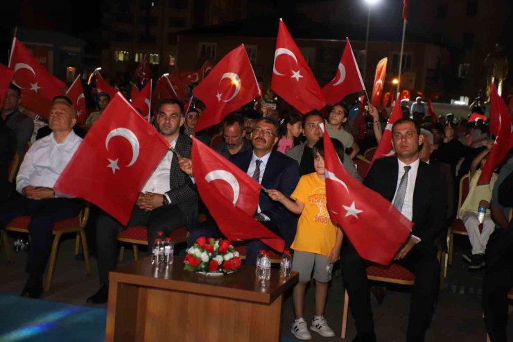 Hakkari’de 15 Temmuz etkinliğine yoğun ilgi