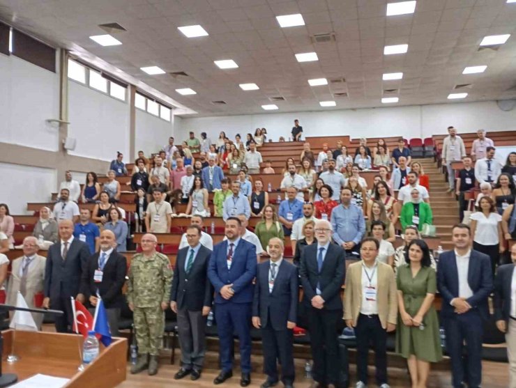 Yakın Doğu Üniversitesi ile Kosova Prizren Ukshin Hoti Üniversitesi arasında iş birliği protokolü imzalandı