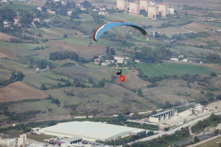 ’Yamaç Paraşütü Karadeniz Bölgesi Hedef Yarışması’ Canik’te yapılacak