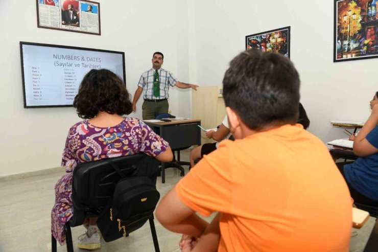 Yenişehir Belediyesi’nin İngilizce kursu başladı