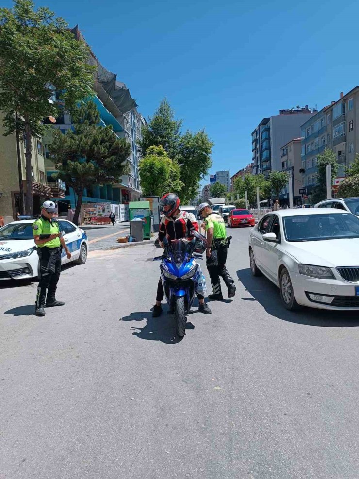 Niğde’de 103 motosiklet trafikten men edildi