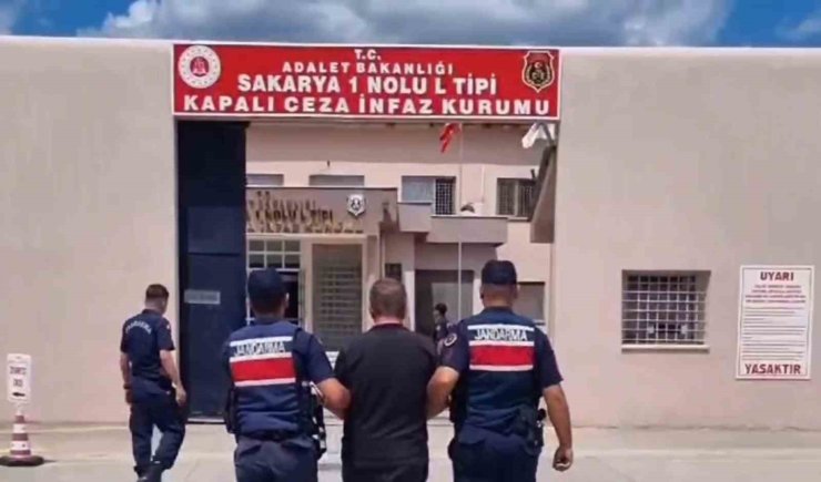 145 suç kaydı ve 28 yıl hapis cezası vardı, eski eşinin evinde yakalandı