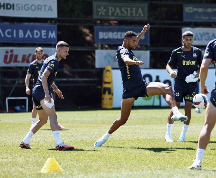 Fenerbahçe, LOSC Lille maçı hazırlıklarını sürdürdü