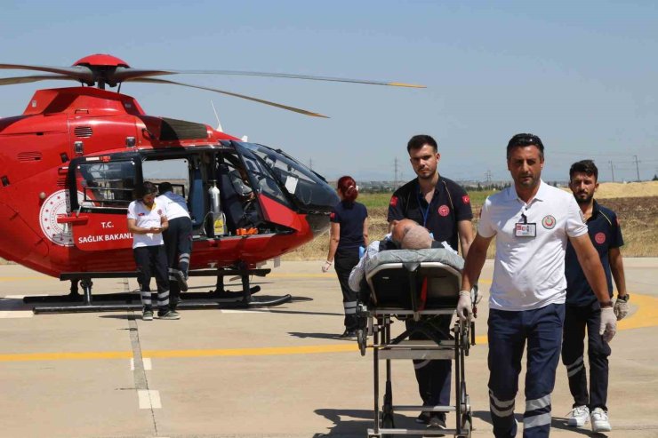 Diyarbakır’da kalp krizi geçiren 72 yaşındaki adam ambulans helikopterle hastaneye sevk edildi