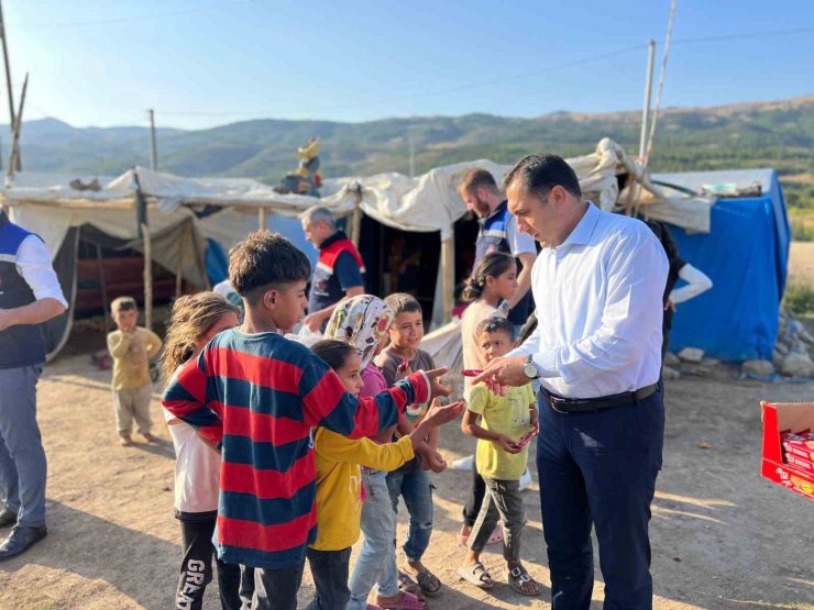 Mevsimlik tarım işçileri ile bir araya geldiler