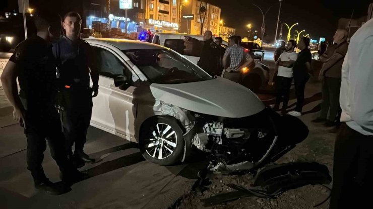 Yüksekova’da trafik kazası: 4 yaralı