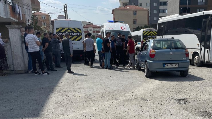 Kapaklı’da bisikletli çocukla otomobil çarpıştı: 1 yaralı