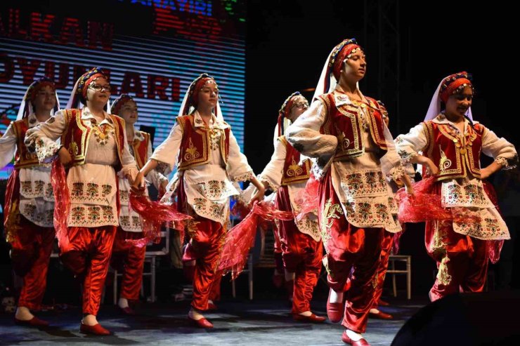 9. Uluslararası altın biber festivaline yoğun ilgi