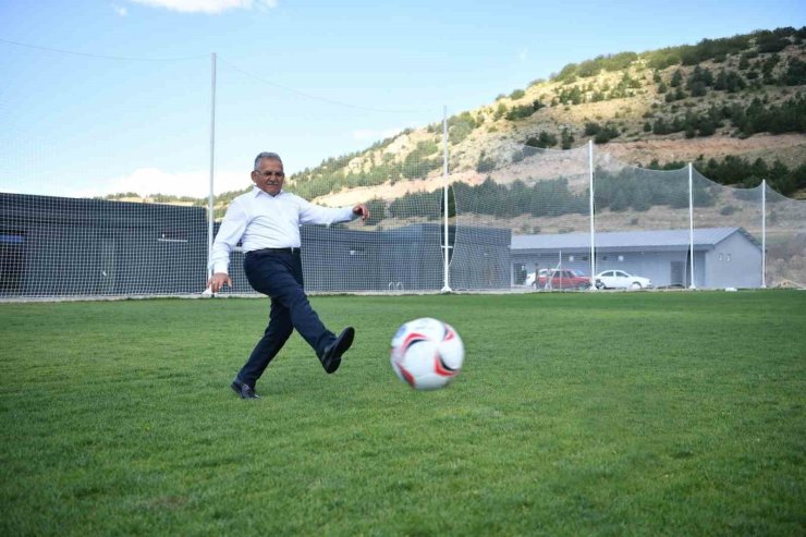 Erciyes Yüksek İrtifa Kamp Merkezi’nde U-16 Milli Takımlar futbol şöleni