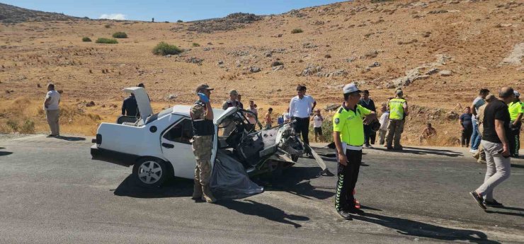 Hurdaya dönen Fiat Tofaş 1 kişiye mezar oldu