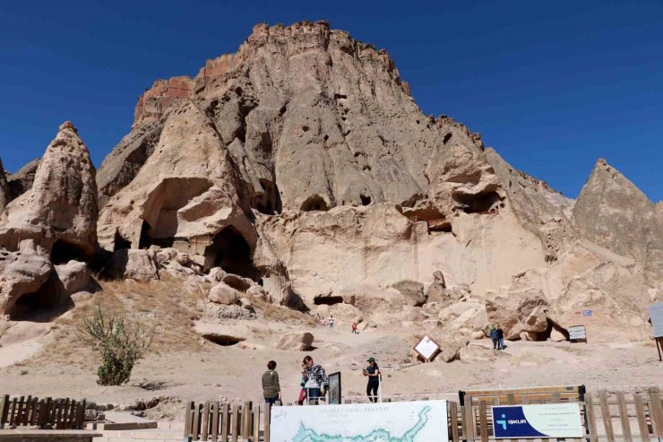 Kapadokya’nın giriş kapısı Selime Katedrali ziyaretçilerini ağırlıyor