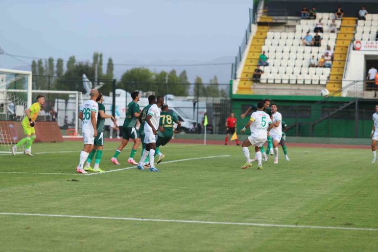 Trendyol 1. Lig: Iğdır FK: 1 - Esenler Erokspor: 2