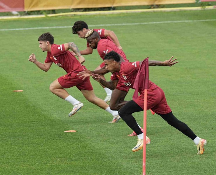 Galatasaray, Fenerbahçe derbisi hazırlıklarına başladı