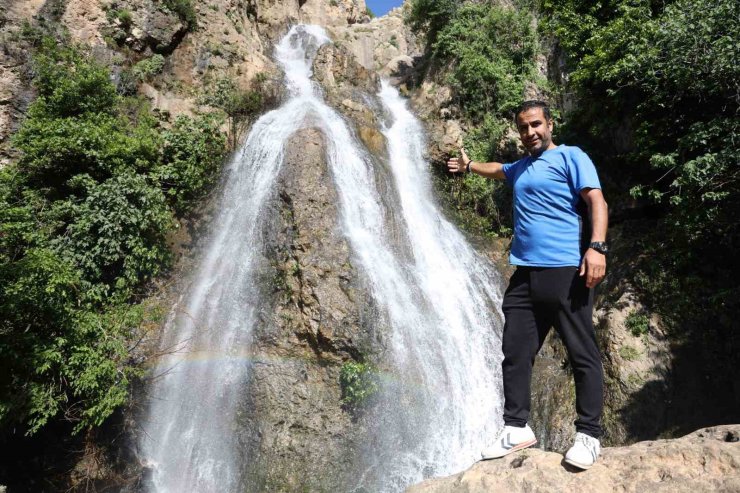 Doğa harikası şelaleye zarar veren patlatmayla ilgili maden firmasının faaliyetleri durduruldu