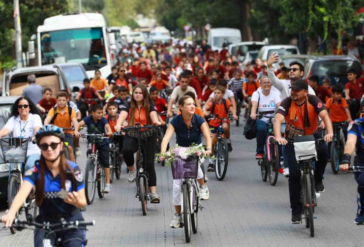 Selçuklular cumhuriyet için pedal çevirdi