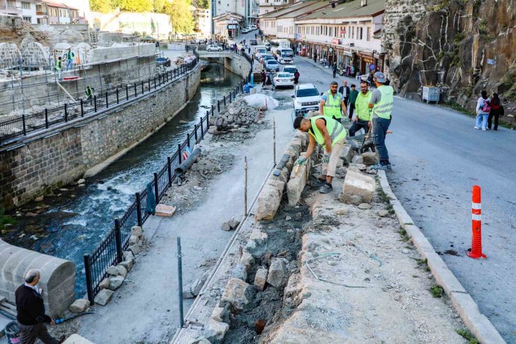 Bitlis’te tarihi doku yeniden canlanıyor