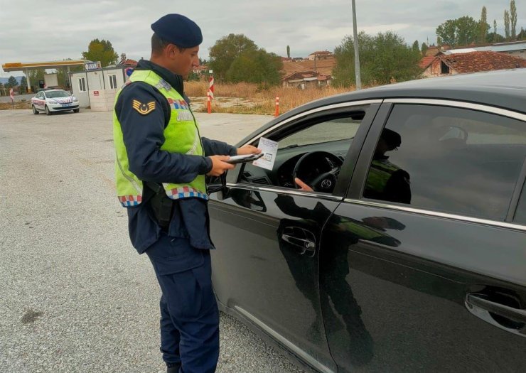 Kütahya’da emniyet kemeri ve çocuk bağlama sistemleri denetimi