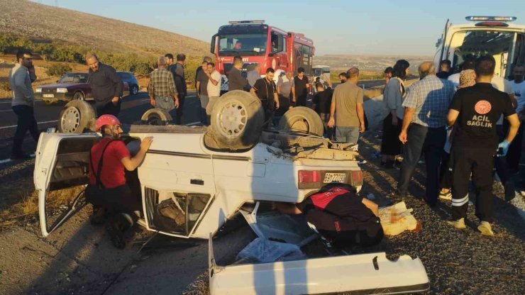 Şanlıurfa’da otomobil devrildi: 5 yaralı