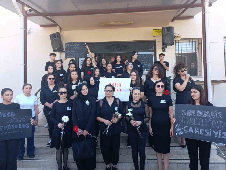 Sarıgöl Hayriye Ertürk Anadolu Lisesi’nden ’Kadına Şiddet Kader Değildir’ programı