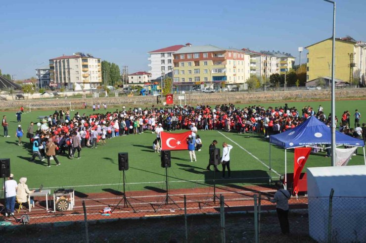 Bulanık’ta ‘2. Geleneksel Spor Şenliği’ yapıldı