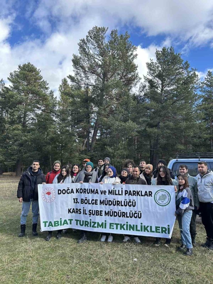 Kars’ta Doğa Yürüyüşü ve Yaban Hayatı Gözlemi etkinliği gerçekleştirildi