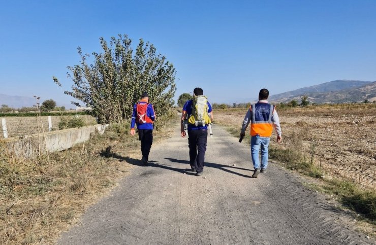 Yaşlı kadın için arama çalışmaları Gölhisar Mahallesi’nde yoğunlaştı