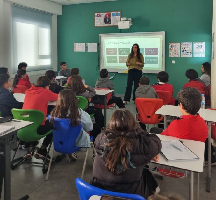 Erzincan’da Empati ve Etkili İletişim Becerileri Semineri düzenlendi