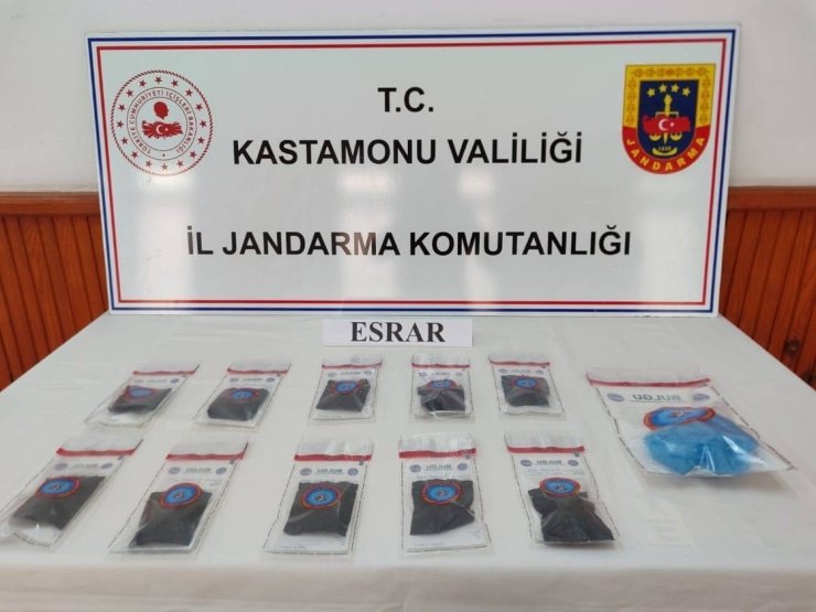 Kastamonu’da üç ilçede uyuşturucu operasyonu: 2 kişi tutuklandı