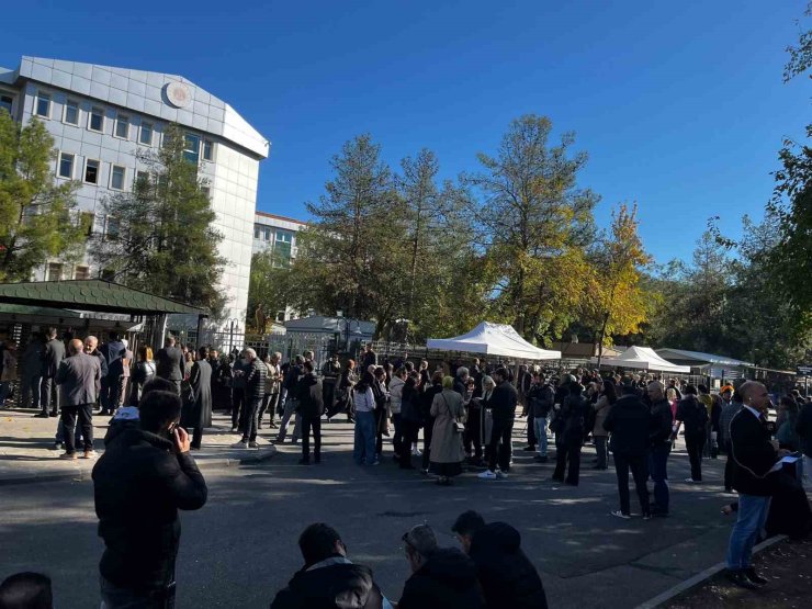 Narin Güran cinayeti davasında ilk duruşma başladı