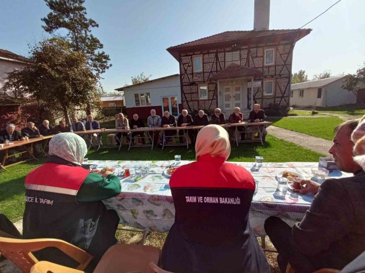 Düzce’de tarım sahada çiftçi buluşmaları devam ediyor