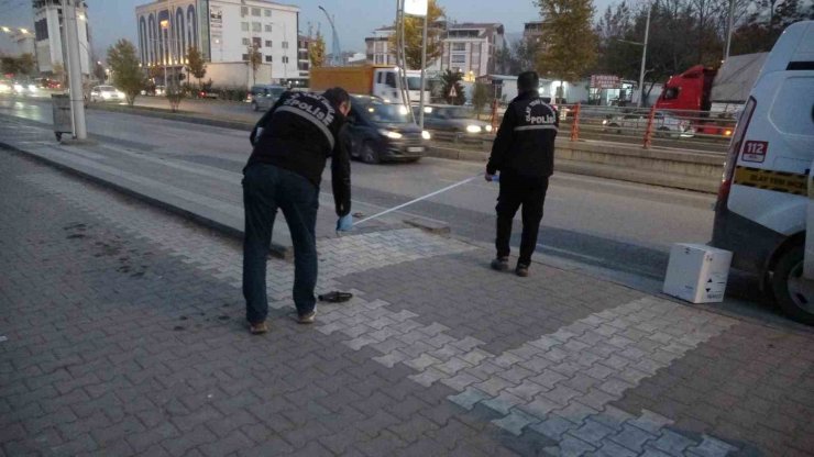 Trambüsten kopan kollektör küçük çocuğu hastanelik etti