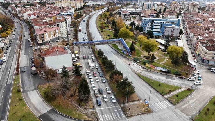 Çevre yolu trafik sorununu Hatipoğlu çözüme kavuşturuyor