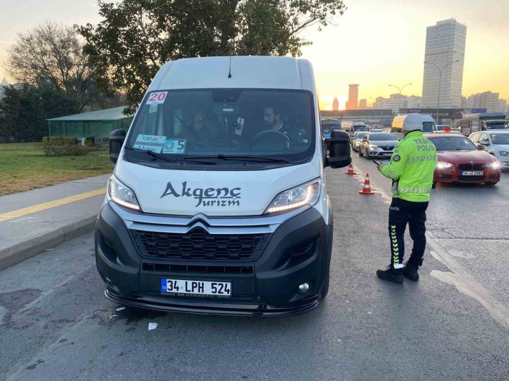 İstanbul’da okul servis araçlarına denetim: 16 bin lira ceza kesildi