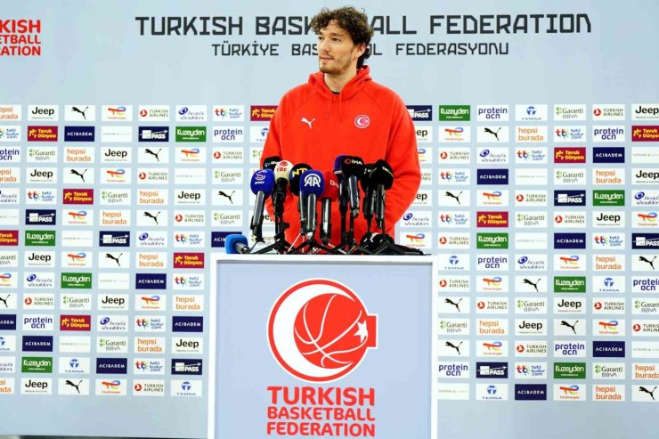 Cedi Osman: "2025 Avrupa Şampiyonası’ndan başlayarak hep en üstleri hedeflemek istiyoruz"