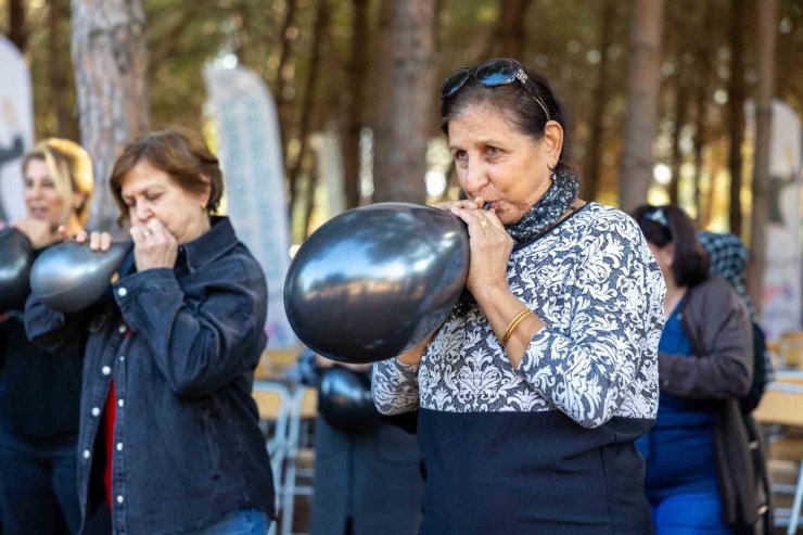 Mersin’de ’Dünya KOAH Günü’ etkinliği düzenlendi