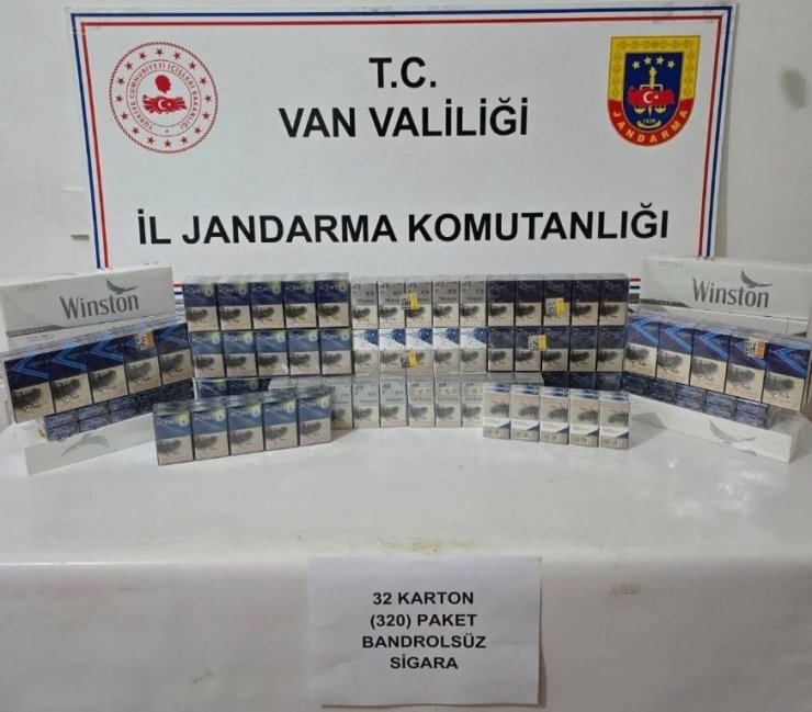 Van’da 860 paket kaçak sigara ele geçirildi