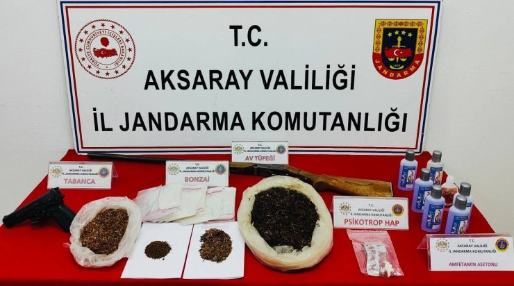 Jandarmadan uyuşturucu operasyonu: 2 tutuklama