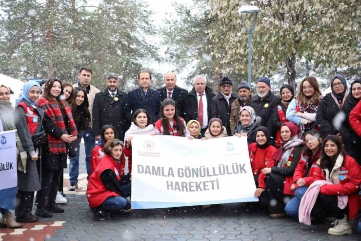 Başkan Arslan, gönüllü gençleri ağırladı