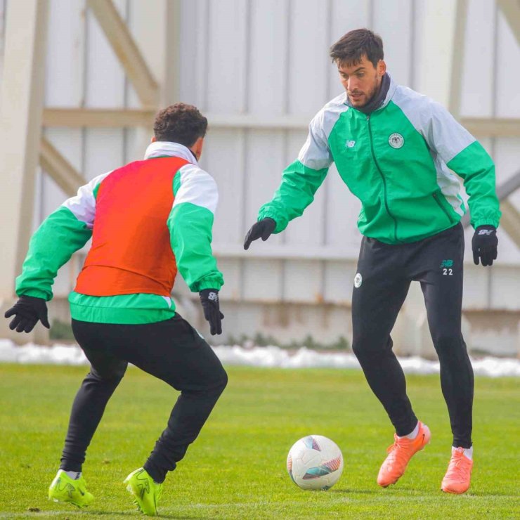 Konyaspor’da, Adana Demirspor maçı hazırlıkları sürüyor