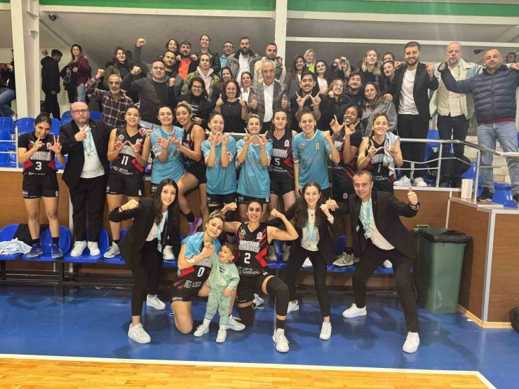 Manisa’nın tek kadın basketbol takımından farklı galibiyet