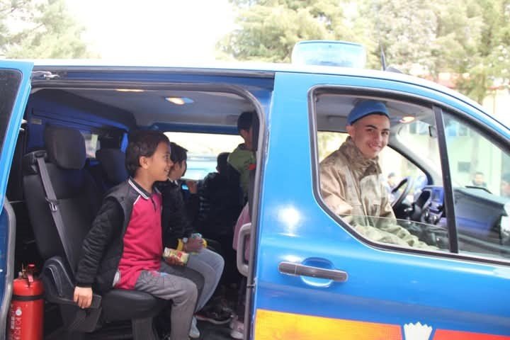 Çal’da özel öğrencilerden anlamlı ziyaret