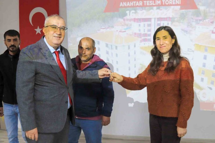 Çameli’nin vizyon projesinde konutların dağıtımına başlandı