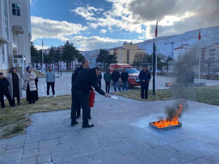 Darende’de yangın söndürme tatbikatı