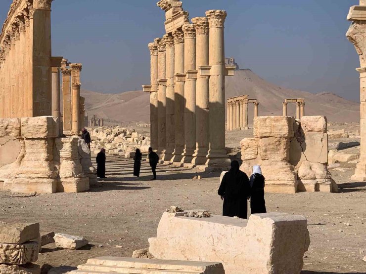 Suriye’nin antik kenti Palmira eski günlerini arıyor