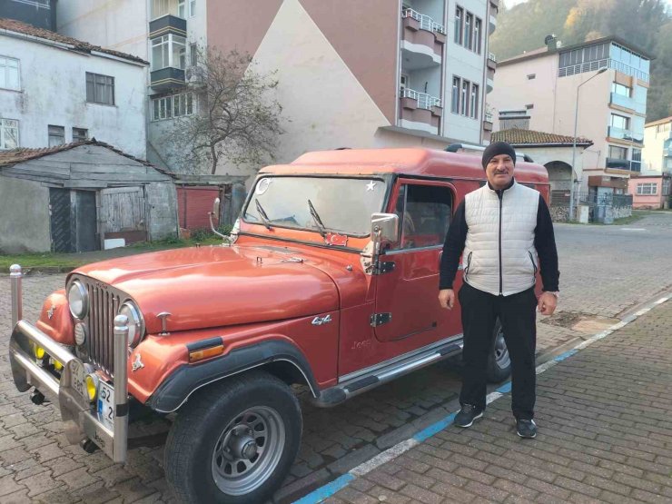 Baba yadigarı cipe gözü gibi bakıyor