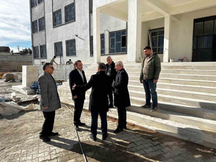 Kaymakam Partal, Şehit Abidin Tanrıkolu Anadolu Lisesi inşaatını inceledi