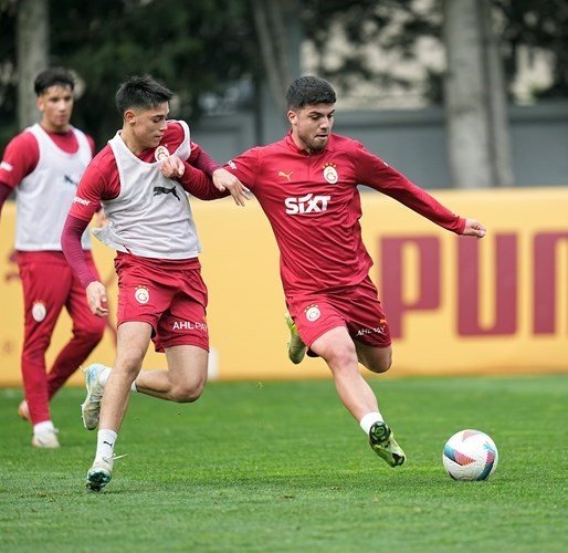 Galatasaray’da, Başakşehir maçı hazırlıkları başladı