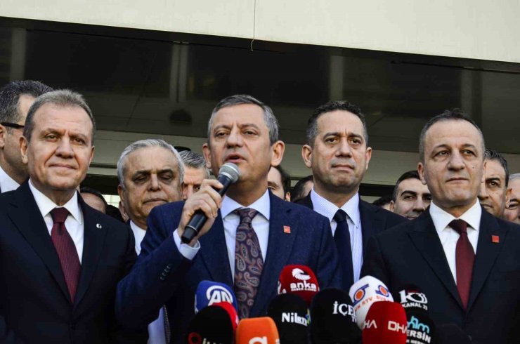 CHP Genel Başkanı Özel: "Bugün Mersin’den bir büyük sürpriz yapacağız"