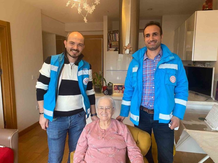 Bursa’da 14 bin hastaya 89 bin kez evde bakım ziyareti