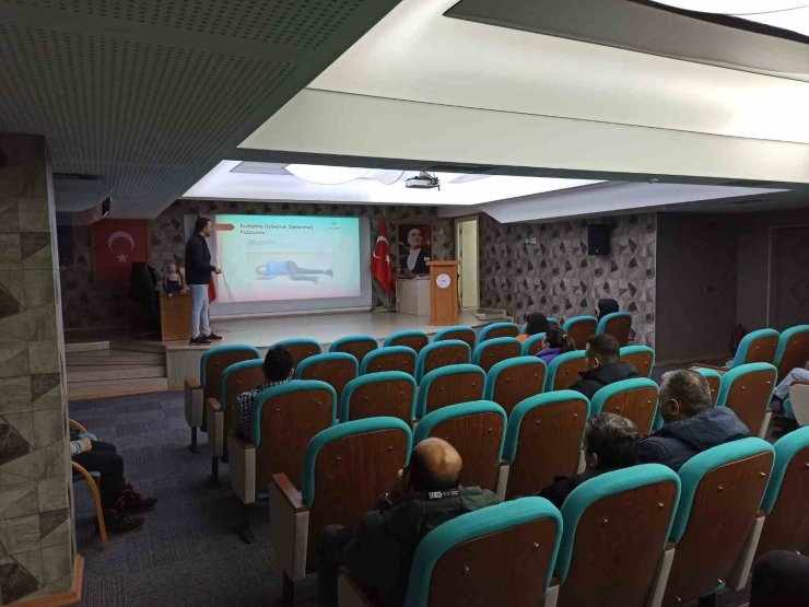 İlk yardım sertifikası güncelleme eğitimi verildi